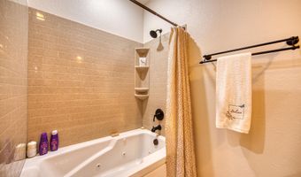 305 Griffin Ln, Allardt, TN 38504