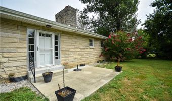 139 Factory Dr, Austin, IN 47102