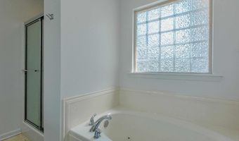 111 Lariat Dr, Austin, AR 72007