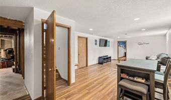 9421 NE 28th Ct, Ankeny, IA 50021