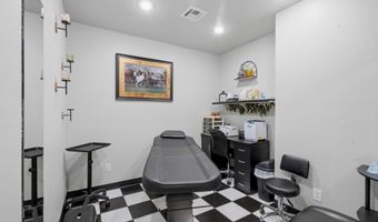 32 Throneberry Trl, Anderson, MO 64831