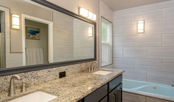 52 Kuukama St, Kahului, HI 96732