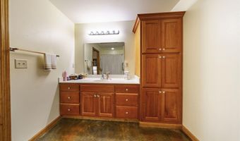 213 S 1st St, Augusta, AR 72006