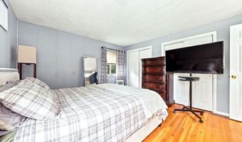 10 Coffey St 25, Boston, MA 02122