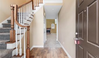 3285 Grey Village Dr, Akron, OH 44319