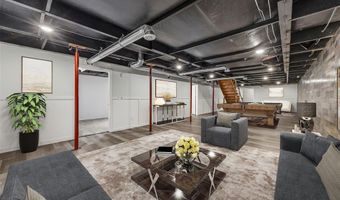 504 S Linn St, Anamosa, IA 52205