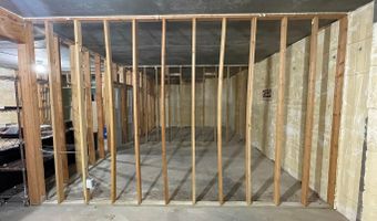 6484 S COYOTE Rd, Apple Valley, UT 84737