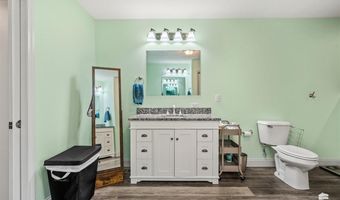 3673 Stewart Farm Rd, Wamego, KS 66547