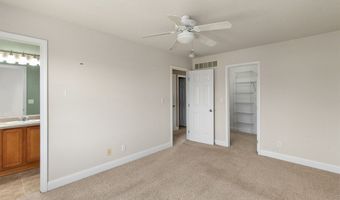 839 Poe Ave, Ames, IA 50014