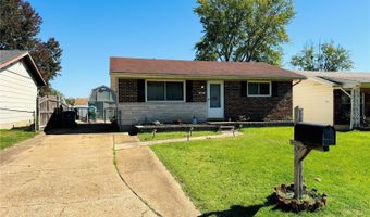 3281 Boca Raton Dr, Arnold, MO 63010