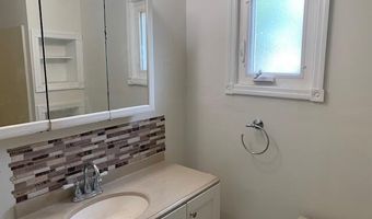 225 Admiral Ave, Beachwood, NJ 08722