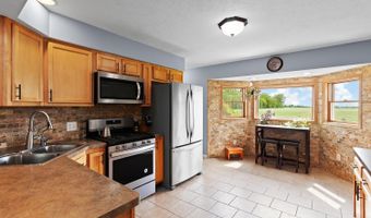 4753 Holloway Rd, Adrian, MI 49221