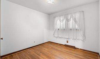 2010 11th Ave NE, Austin, MN 55912