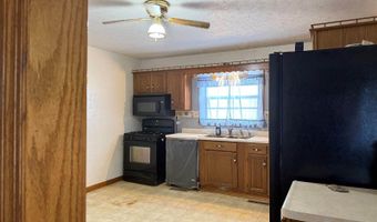 540 S 8th St, Akron, IA 51001