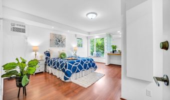 5701 Haleola St, Honolulu, HI 96821