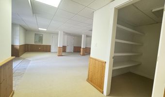 480 Maple Hill Rd, Auburn, ME 04210