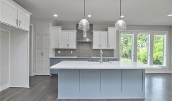 14500 Aurora Ln, Basehor, KS 66007