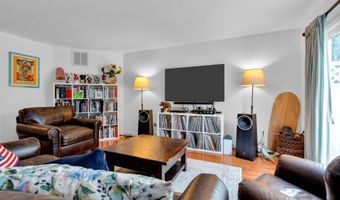 15 Old Mill Ct, Belmar, NJ 07719