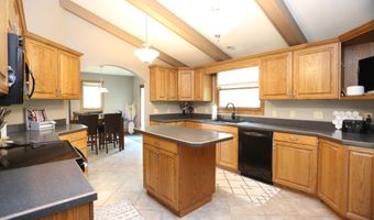 12907 Prairiewood Dr, Aberdeen, SD 57401