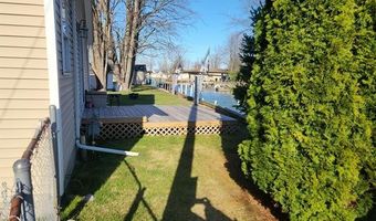 226 ROSELAWN St, Algonac, MI 48001