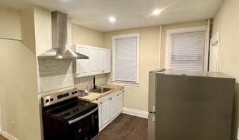 31 Bertha St 1, Albany, NY 12209
