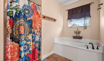 7811 E Fm 917, Alvarado, TX 76009