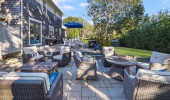 129 RUGGLES Ave, Newport, RI 02840