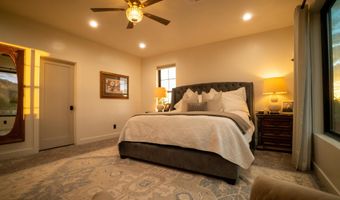 425 S PIONEER St, Colorado City, AZ 86021
