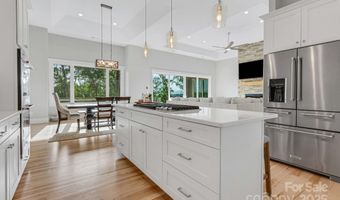 128 Saddle Ridge Dr, Alexander, NC 28701