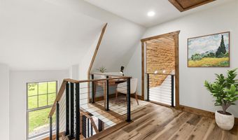 162 Oak Grove Rd, Austin, AR 72007