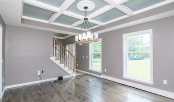 27 South St, Blandford, MA 01008