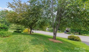 16 Fieldstone Ct, Arden, NC 28704