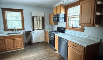 25 Laurel St, Berlin, NH 03570