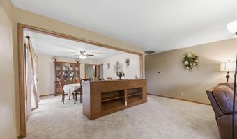 1701 N Sunset Dr, Augusta, KS 67010