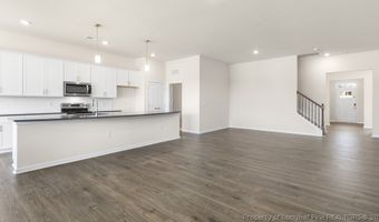 349 Maddox Dr, Aberdeen, NC 28315