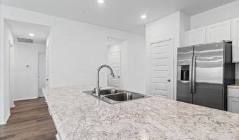 8088 Chesapeake Trl, Bauxite, AR 72011