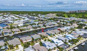 5720 TORTOISE Pl, Apollo Beach, FL 33572