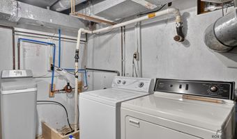 813 Barnes St, Albion, MI 49224