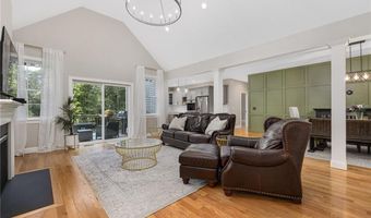 52 Pine Swamp Rd, Cumberland, RI 02864