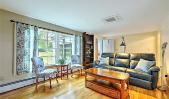 89 Skunk Hill Rd, Hopkinton, RI 02832