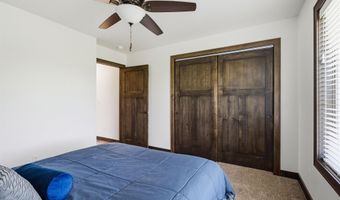 2660 W FALLEN OAK Dr, Appleton, WI 54913