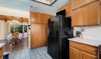 25980 Forest Dr, Escondido, CA 92026