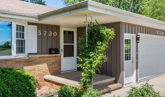 5730 W SANDRA Dr, Appleton, WI 54913