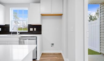 22 D Regent St, Camden, SC 29020