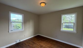 301 S Center St, Bardstown, KY 40004