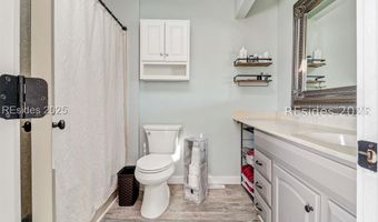 5 Gumtree Rd H-3, Hilton Head Island, SC 29926