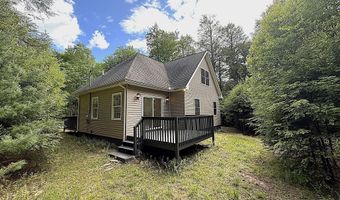 15 Shakespeare Dr, Albrightsville, PA 18210