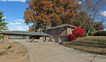 3838 Omega St, Alton, IL 62002