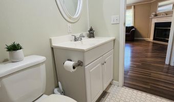 629 Old Snow Hill Rd, Ayden, NC 28513