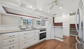 717 Porter Rd, Fallbrook, CA 92028